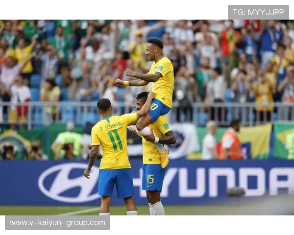 内马尔点球造险并冷静罚中，巴西心态稳如磐石